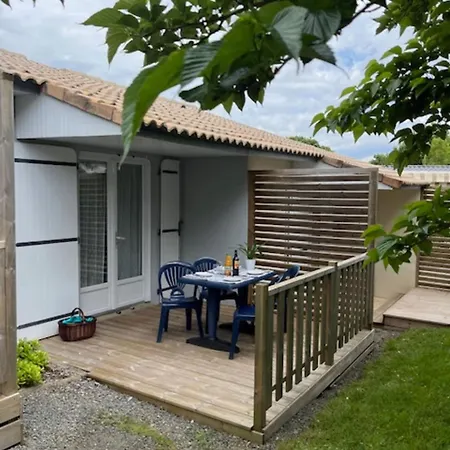 23 - L'hirondelle - Village Holiday home
