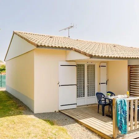 23 - L'hirondelle - Village Сasa de vacaciones *